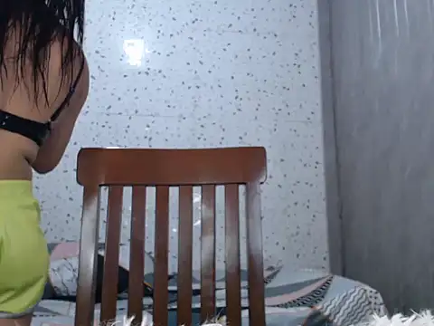 Athena marqueza online show from 10/05/25, 01:18