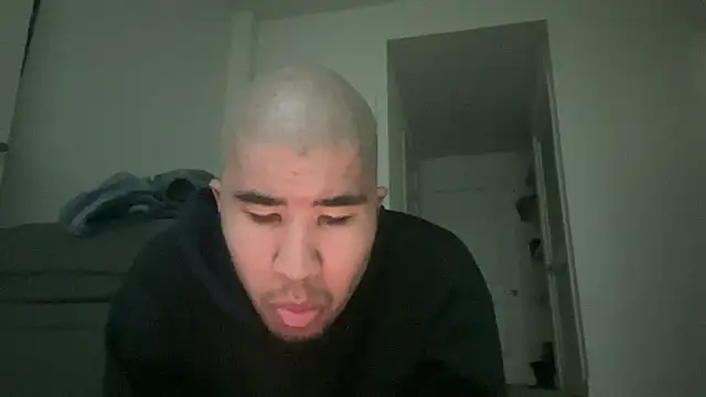 Snapshot of blasian4 chatting on 11/17/25, 11:09 blasian4 online show from 11/17/25, 11:09