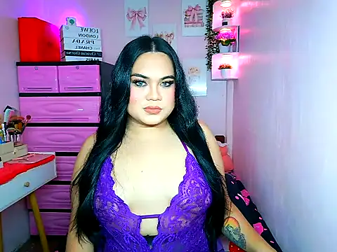 Snapshot of YourThicc_bella chatting on 07/11/26, 04:51 YourThicc bella online show from 07/11/26, 04:51