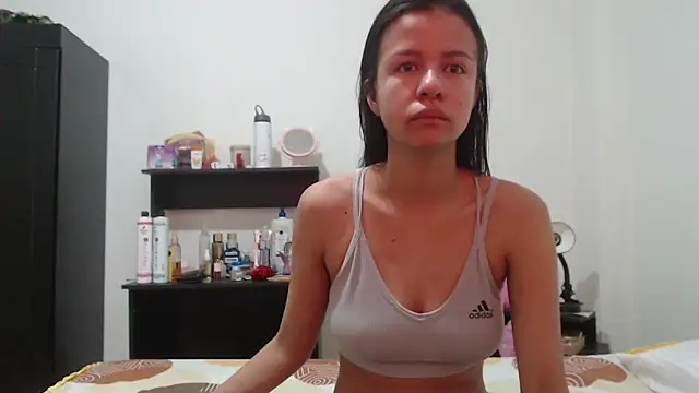 nathaly jones  online show from 07/01/26, 12:27
