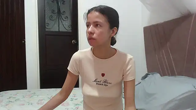 nathaly jones  online show from 02/01/26, 12:14