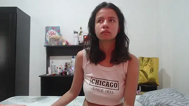 nathaly jones  online show from 06/10/26, 12:39