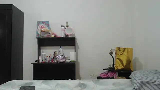 nathaly jones  online show from 06/11/26, 12:13