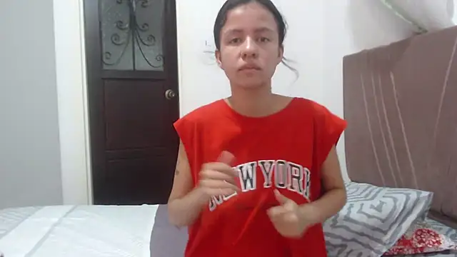 nathaly jones  online show from 04/11/26, 12:31