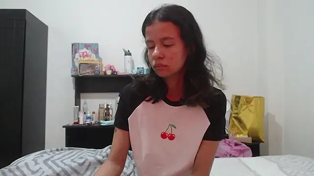nathaly jones  online show from 06/03/26, 12:17