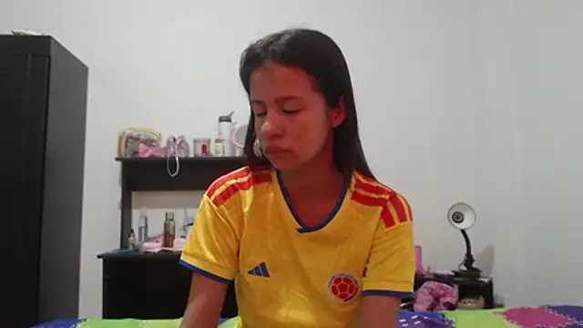 nathaly jones  online show from 06/24/26, 12:15