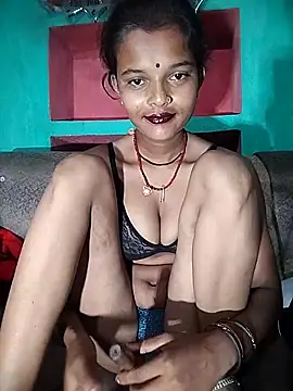 Snapshot of Maya_bhoji chatting on 10/16/25, 11:35 Maya bhoji online show from 10/16/25, 11:35