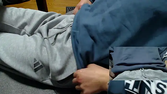 Yasu2000 online show from 03/10/26, 01:53