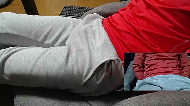 Snapshot of Yasu2000 chatting on 02/03/26, 06:40 Yasu2000 online show from 02/03/26, 06:40