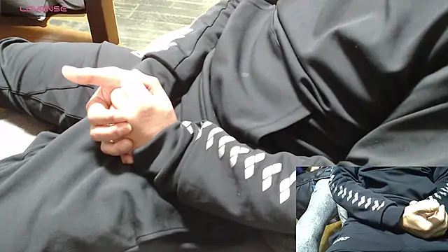 Yasu2000 online show from 11/22/25, 02:43