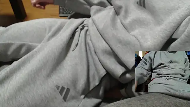 Yasu2000 online show from 01/06/26, 01:31