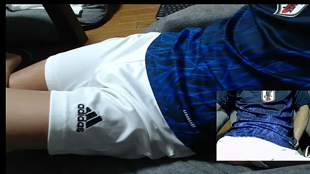 Snapshot of Yasu2000 chatting on 07/09/26, 11:59 Yasu2000 online show from 07/09/26, 11:59