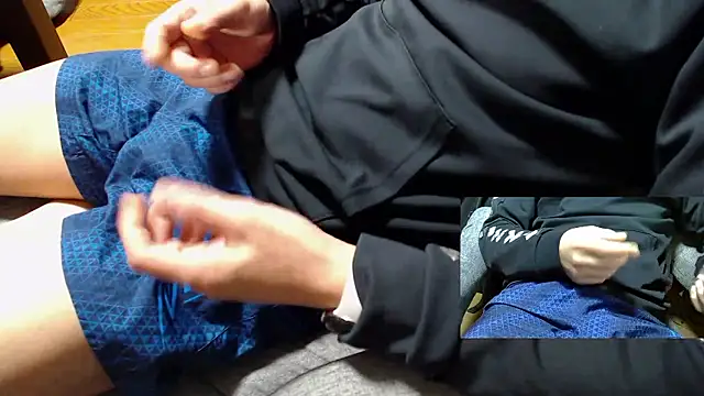 Snapshot of Yasu2000 chatting on 03/01/26, 01:49 Yasu2000 online show from 03/01/26, 01:49