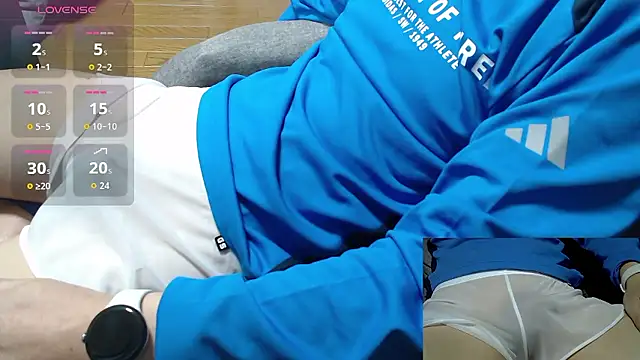 Snapshot of Yasu2000 chatting on 11/15/25, 02:15 Yasu2000 online show from 11/15/25, 02:15