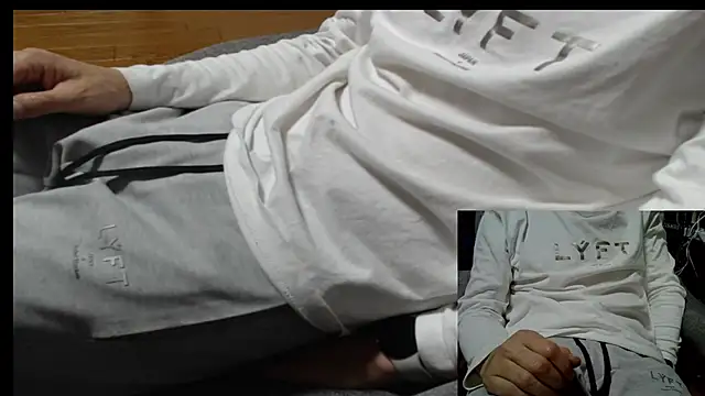 Yasu2000 online show from 06/06/26, 11:59