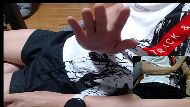 Snapshot of Yasu2000 chatting on 06/13/26, 11:45 Yasu2000 online show from 06/13/26, 11:45