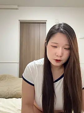  YUNOo0  online show from 04/10/26, 12:45