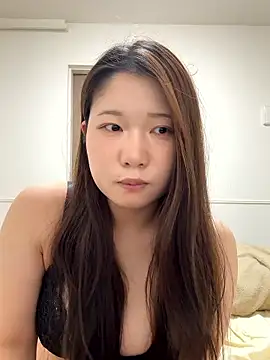  YUNOo0  online show from 12/17/25, 02:22