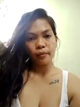 Snapshot of missluvv chatting on 03/22/26, 06:59 missluvv online show from 03/22/26, 06:59