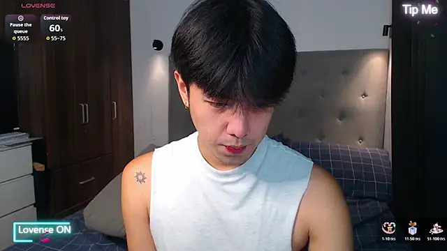 Addictiveboi online show from 11/11/25, 03:12