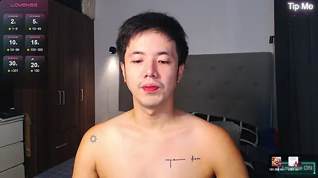 Snapshot of Addictiveboi chatting on 04/25/26, 02:25 Addictiveboi online show from 04/25/26, 02:25