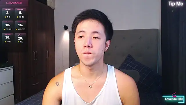 Snapshot of Addictiveboi chatting on 04/26/26, 02:09 Addictiveboi online show from 04/26/26, 02:09