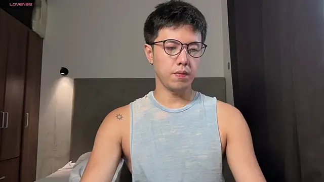 Snapshot of Addictiveboi chatting on 06/03/26, 03:40 Addictiveboi online show from 06/03/26, 03:40