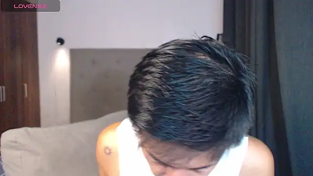 Addictiveboi online show from 11/28/25, 01:17