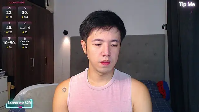 Addictiveboi online show from 12/18/25, 02:38