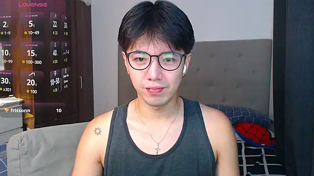 Snapshot of Addictiveboi chatting on 09/27/25, 03:01 Addictiveboi online show from 09/27/25, 03:01