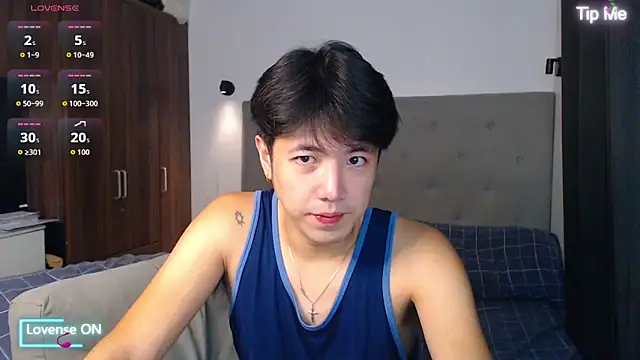 Addictiveboi online show from 11/12/25, 03:21