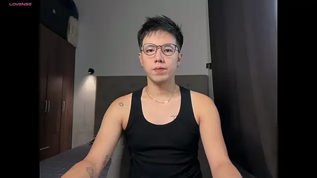 Snapshot of Addictiveboi chatting on 05/02/26, 01:33 Addictiveboi online show from 05/02/26, 01:33