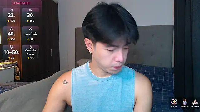 Addictiveboi online show from 10/28/25, 02:12