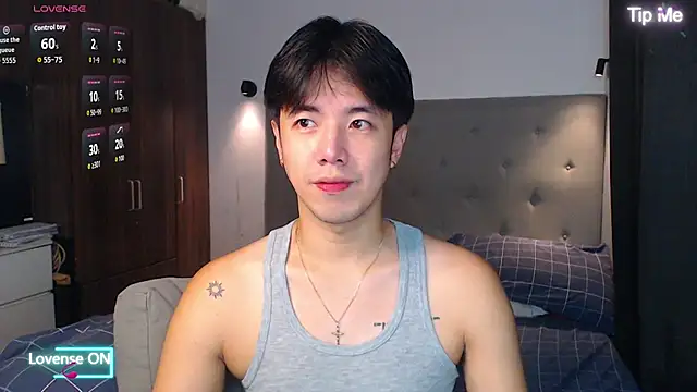 Addictiveboi online show from 11/07/25, 01:21