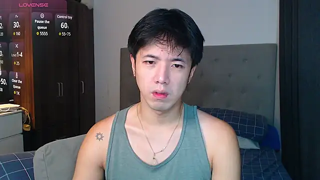 Addictiveboi online show from 10/20/25, 03:19