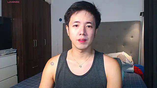 Addictiveboi online show from 03/26/26, 01:04