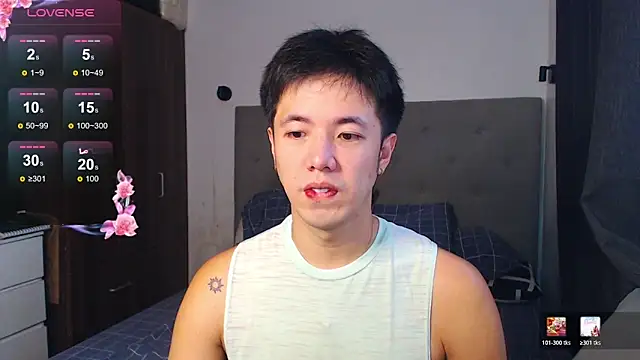 Snapshot of Addictiveboi chatting on 04/18/26, 03:20 Addictiveboi online show from 04/18/26, 03:20