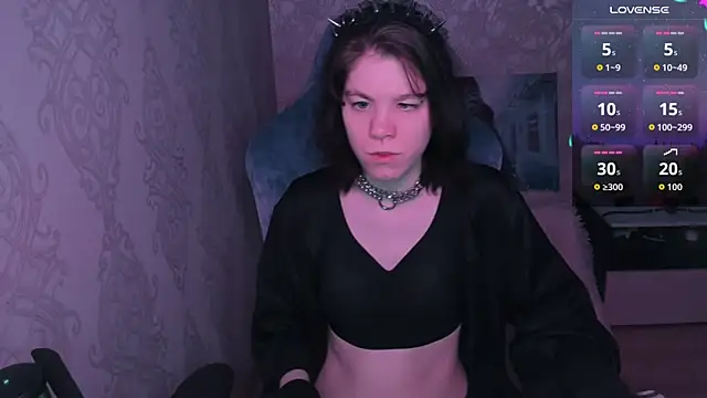 aestheticbeing online show from 04/04/26, 12:12