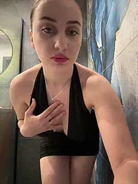 Maribelle Vinnie online show from 04/12/26, 09:12