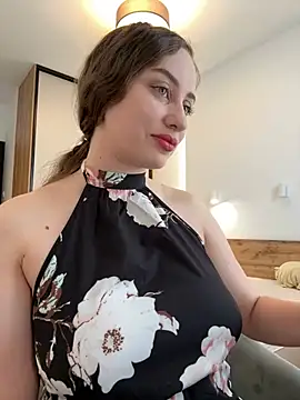 Maribelle Vinnie online show from 04/23/26, 12:40