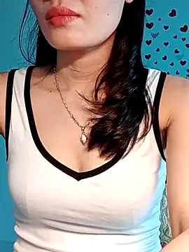 Snapshot of Hinna_x chatting on 06/28/26, 01:56 Hinna x online show from 06/28/26, 01:56