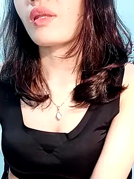 Hinna x online show from 03/13/26, 06:40