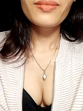 Hinna x online show from 11/05/25, 09:18