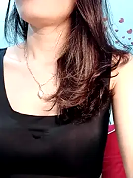 Snapshot of Hinna_x chatting on 07/01/26, 10:21 Hinna x online show from 07/01/26, 10:21