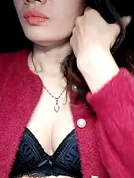 Hinna x online show from 12/17/25, 08:58