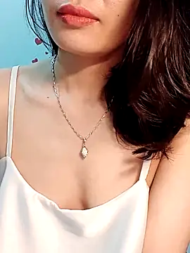 Hinna x online show from 03/27/26, 08:54