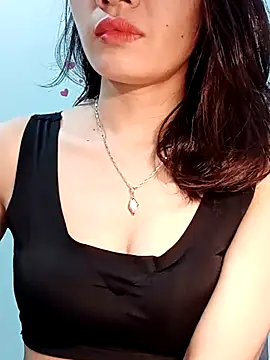 Hinna x online show from 03/23/26, 02:06