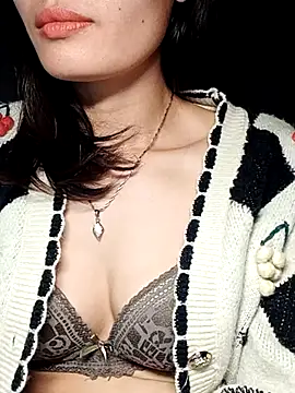 Hinna x online show from 12/14/25, 08:14