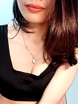 Hinna x online show from 03/28/26, 09:05