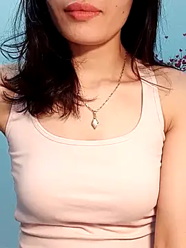 Hinna x online show from 03/26/26, 01:42